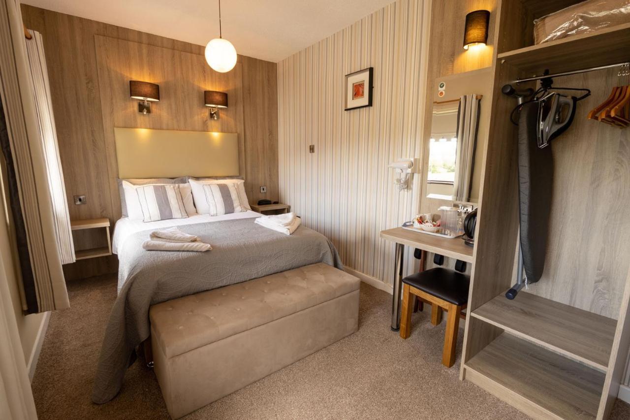 Station House Bed & Breakfast Ennistimon Bagian luar foto