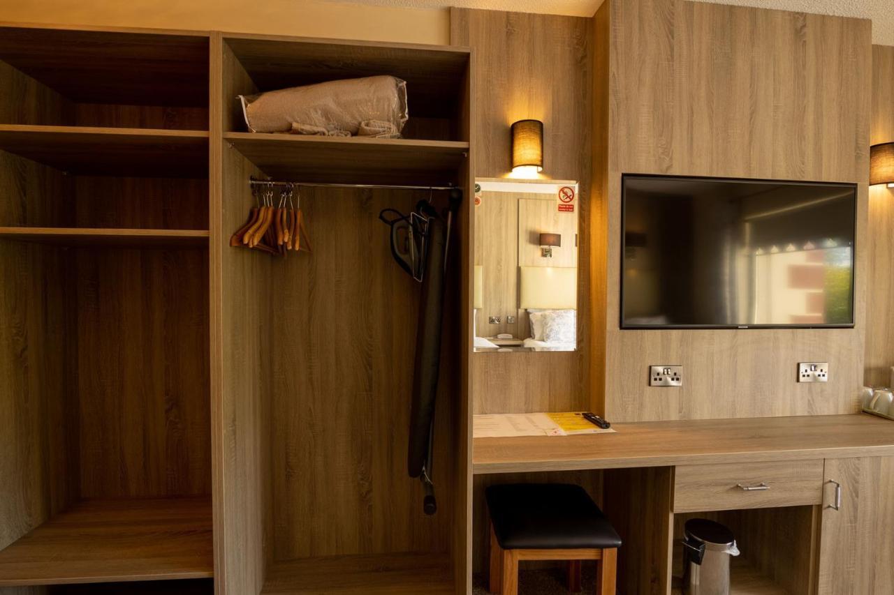 Station House Bed & Breakfast Ennistimon Bagian luar foto