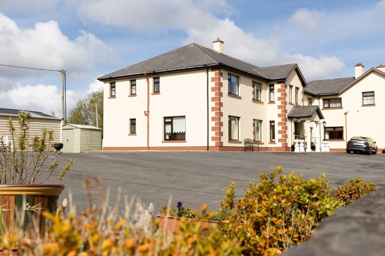 Station House Bed & Breakfast Ennistimon Bagian luar foto