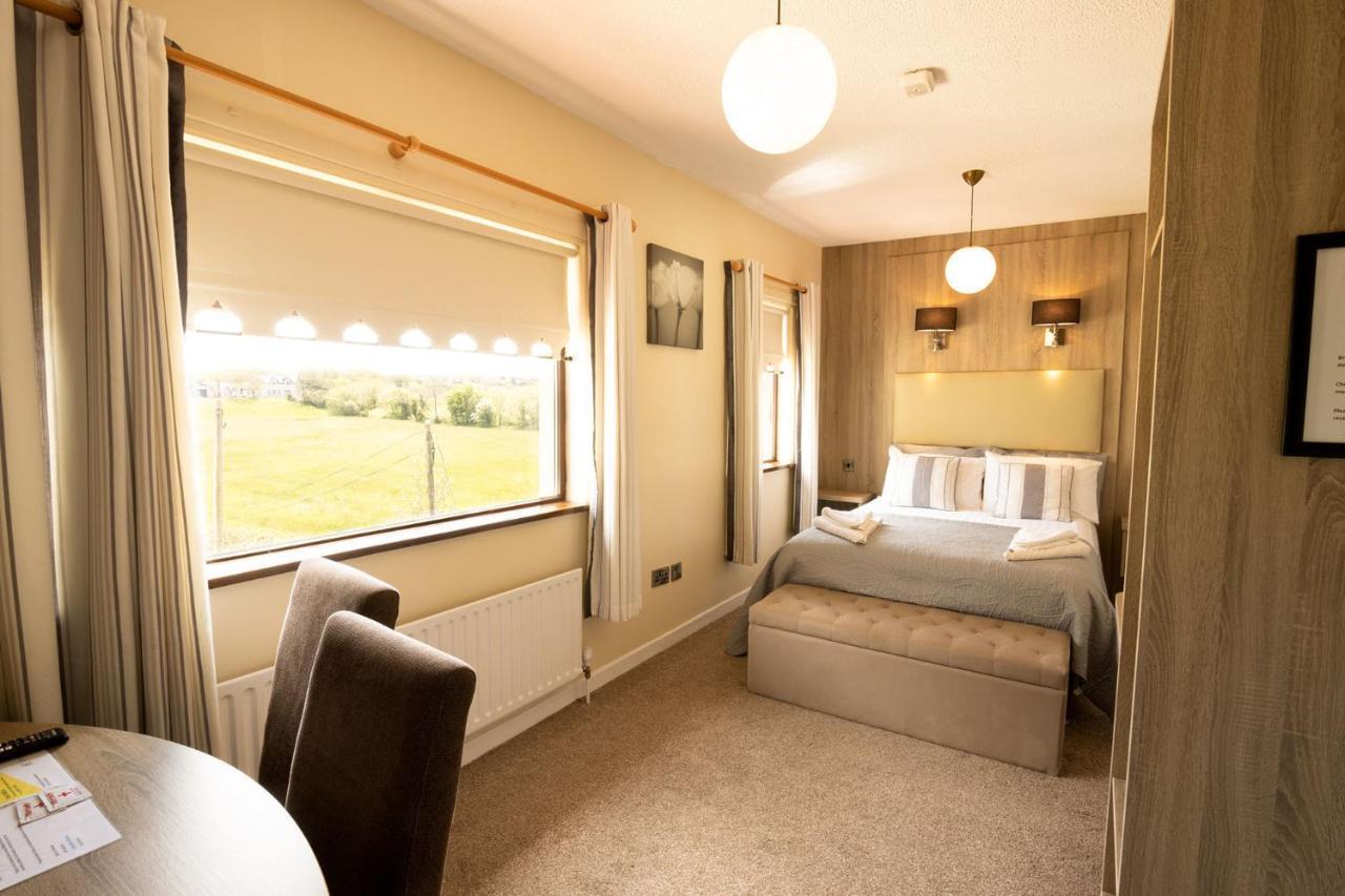 Station House Bed & Breakfast Ennistimon Bagian luar foto