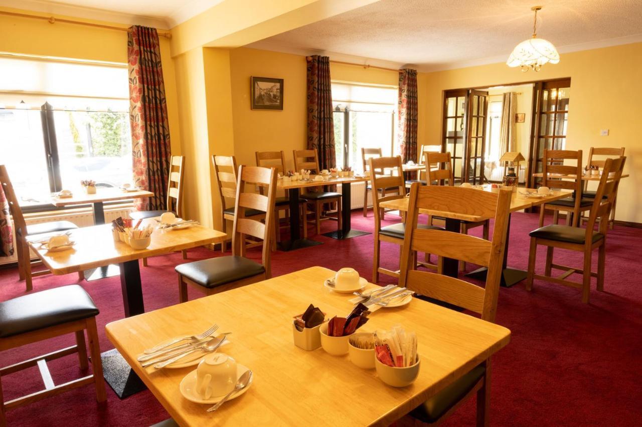 Station House Bed & Breakfast Ennistimon Bagian luar foto