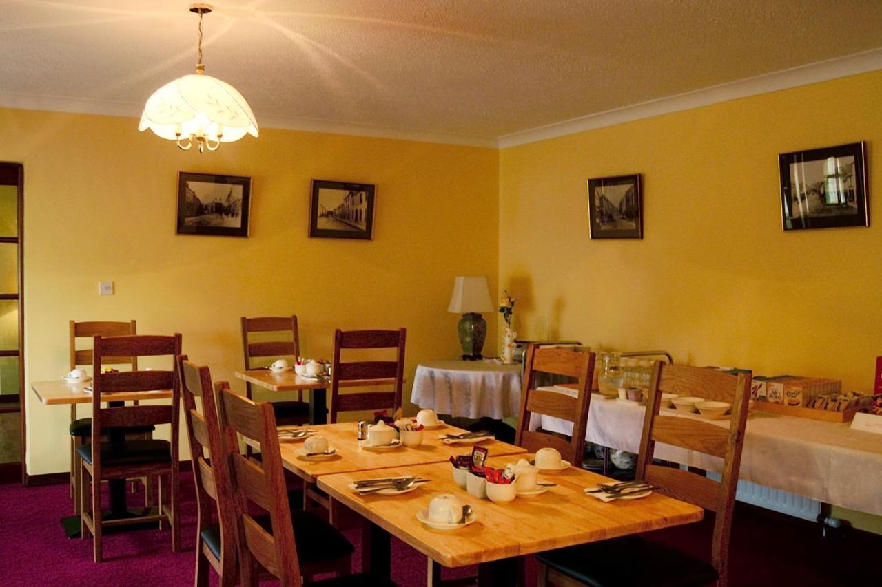 Station House Bed & Breakfast Ennistimon Bagian luar foto