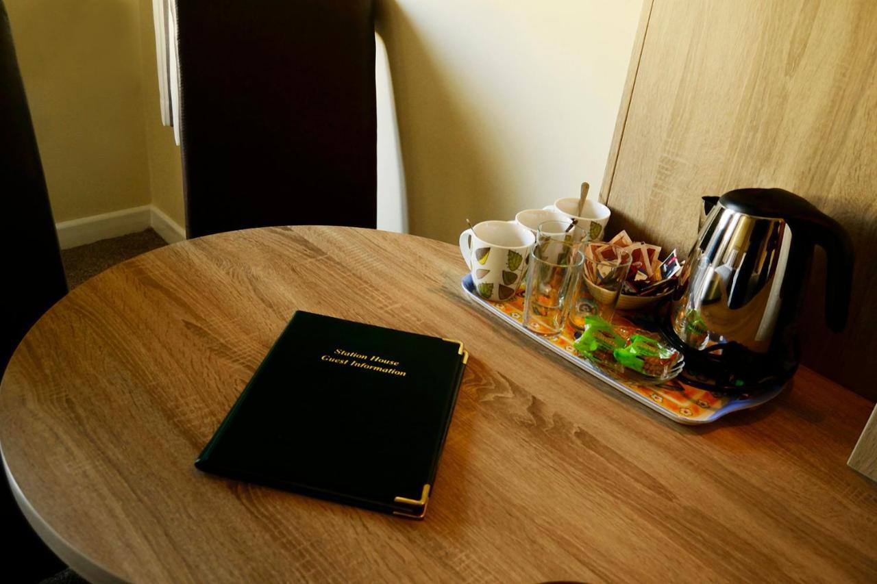 Station House Bed & Breakfast Ennistimon Bagian luar foto